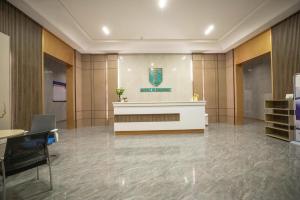 Stylish 2-Bedroom Apartment with Pool in Kilimani