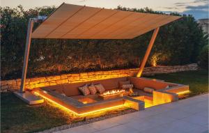 Awesome Home In Savudrija With Wi-Fi