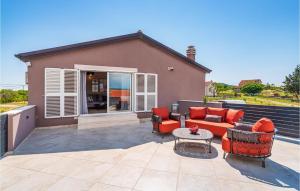 Gorgeous Home In Benkovac