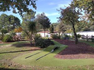 Villages vacances mobil home ronce le bain : photos des chambres