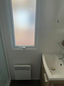 Villages vacances mobil home ronce le bain : photos des chambres