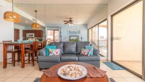 Barefoot In The Sun Stunning Ocean Front Condo