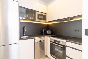 Deluxe 2 Bedroom Apartment