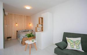 Awesome Apartment In Labin With Wifi