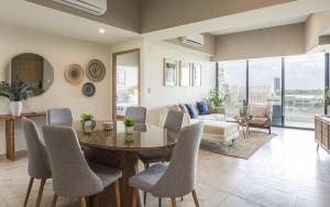 Modern Lakeview Condo with Pool and Gym by LAHOS