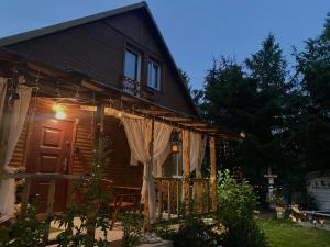 Ozierański Raj "Pod rzeźbami"