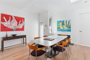 Villa Argo Courtyard 800m Chapel St Parking