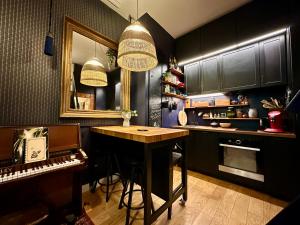 Appartements LE JOSEPHINE - Havre de paix proche Paris : photos des chambres