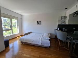 Status-M Apartments 112