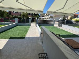 Lili Houses In Nikiti 350m From The Beach