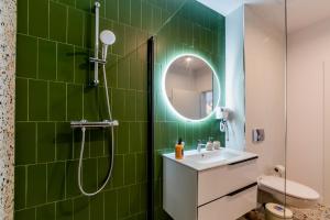 SeaYa studio in Axxis Nova