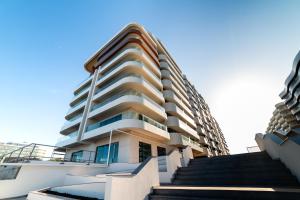 SeaYa studio in Axxis Nova