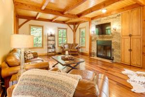 Game Room and Fireplaces Group Dahlonega Getaway