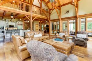 Game Room and Fireplaces Group Dahlonega Getaway