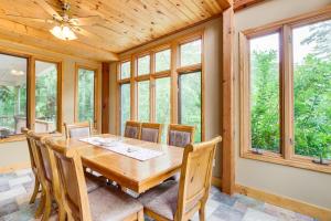 Game Room and Fireplaces Group Dahlonega Getaway