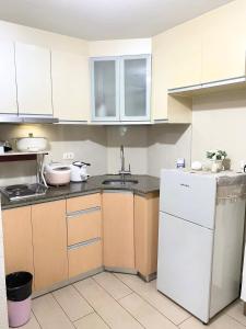 5min Staycation Away from Naia Terminal 3 Airport