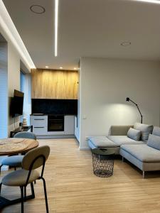 Top of River Bastionai