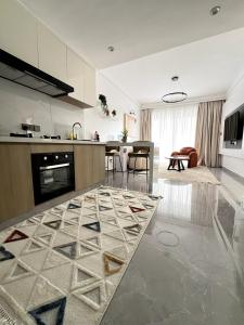 Modern 1-Bedroom Apartment, with heated pool