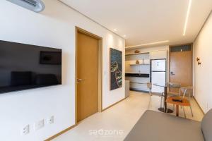 Apto c varanda e vista p o Mar, Maceió HIG1003