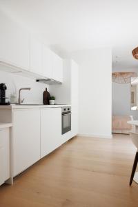 Vienna Courtyard Suite, 10 Min to Center, Terrace