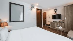 A25 Hotel - Hoàng Đạo Thúy 1