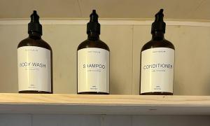 Modern chalet, family oriented holiday suites near the forest and lake