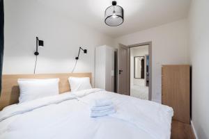 Osiedle Sobieskiego Comfort Apartment by BookingHost