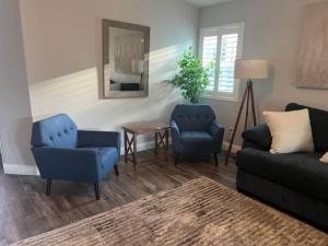 Cadbury 4BR Outdoor Kitchen Sleeps 8 Peaceful