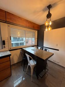 A&P Departamento zona Aldrey, muy luminoso