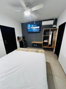 Room 7 Ciudad Jardin