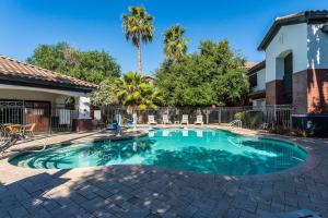 Metro Chandler Extended Stay - Serene 2 Bed
