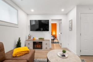 Meadowstone Suite 3BD 3 TVs Near Spruce Meadows