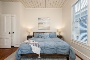 Family Entertainment Haven Hot Tub Sauna & Games