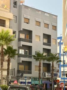 Appartement au cœur du centre d'Al Hoceïma situé au 4ème ETG - 3hvězdičkové hotely ve městě Al Hoceïma
