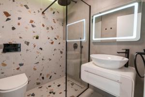 Design 1BDR Apartment near City Center