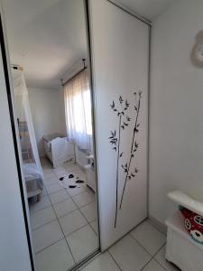 Maisons de vacances Family villa in Salles-d-Aude : photos des chambres