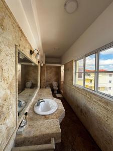 Las Palmeras by Graziano