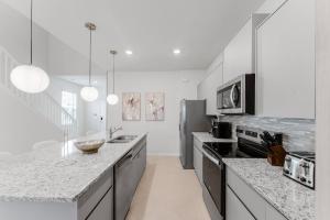 Family 7BR Villa Near Disney Parks