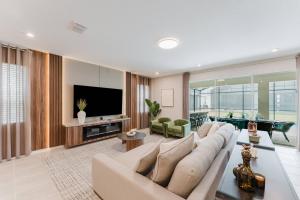 Spacious 9BR Home w Private PoolGame Room