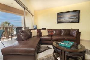 Made For Sunny Days Comfy Oceanfront Condo