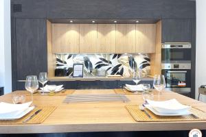 Appartements Double Terrasses - 50m Plage - Parking : photos des chambres