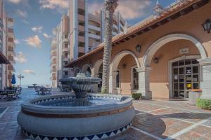 Walking On Sunshine Oasis Oceanfront Condo