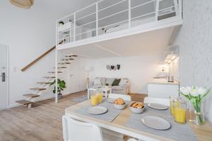 Sunny Side Up Loft - Member of the Funhouse Group