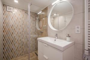 Sunny Side Up Loft - Member of the Funhouse Group