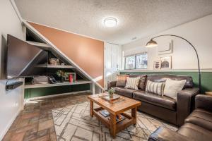 Hillside Perfection Pet-Friendly Fire Pit & BBQ