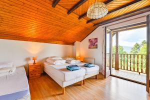 Villas Maison de charme 300m2 Haslach 15 personnes grande salle a manger - Belles vues ! : photos des chambres