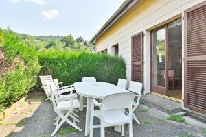 Villas Maison de charme 300m2 Haslach 15 personnes grande salle a manger - Belles vues ! : photos des chambres