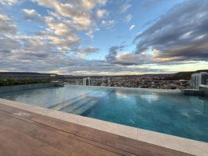 Condomínio City House : Conforto e vista privilegiada!