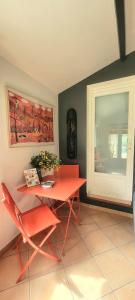 Appartement au calme à 5min du centre dAix-en-Provence avec terrasse vue sur jardin & parking privé