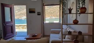 Giasemi house